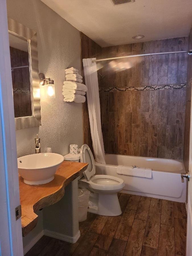 Lumbermen'S Village パイントップ・レイクサイド エクステリア 写真
